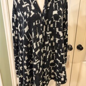 GAP Black and White Women's Cardigan